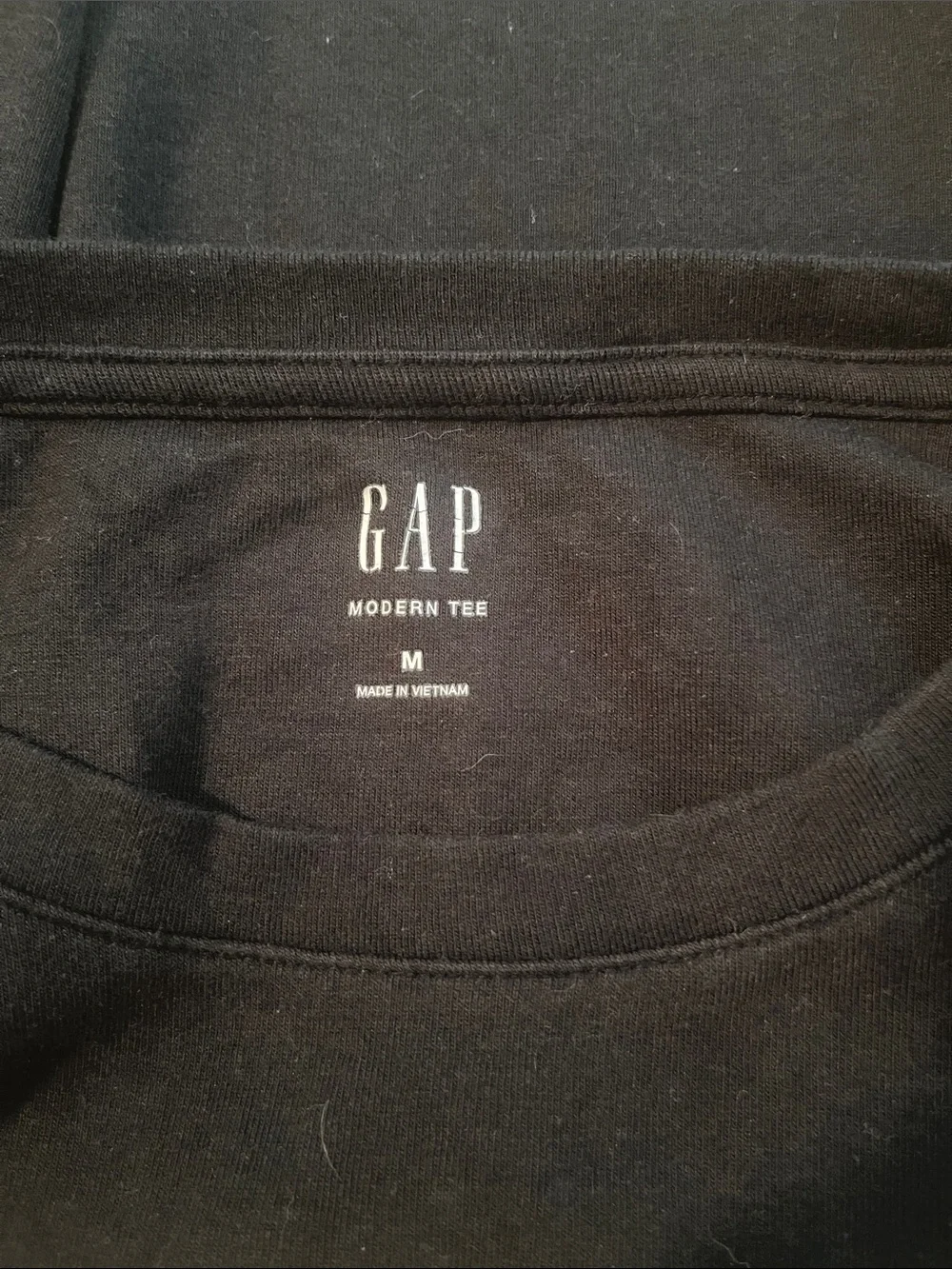 GAP Black Cropped Crew Tee
